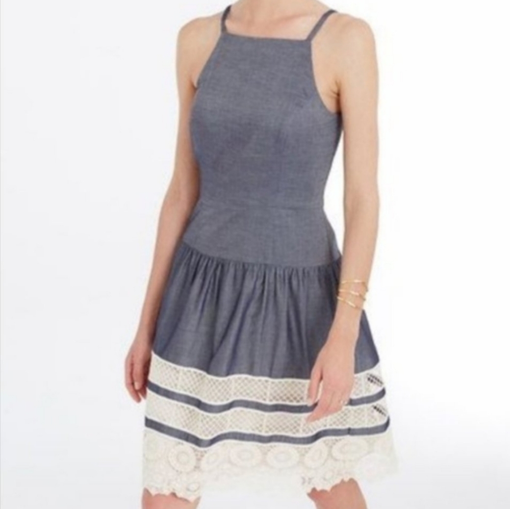 Ann Taylor chambray lace hem blue dress size 8